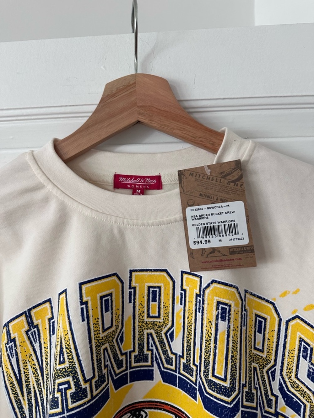 Mitchell & Ness Women’s Golden State Warriors NBA Brush Bucket Crew Sweatshirt - Picture 3 of 5